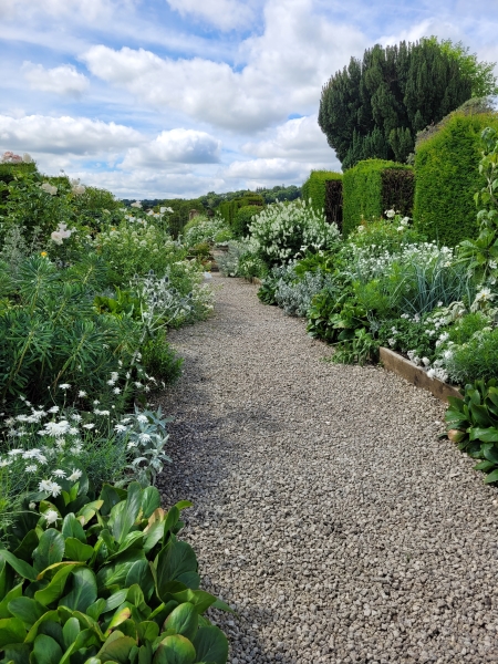 Bourton House Garden